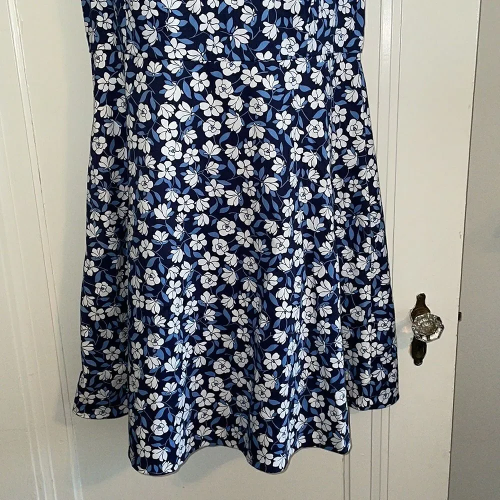 NWT Draper James blue & white floral print sleeveless dress - Picture 3 of 9
